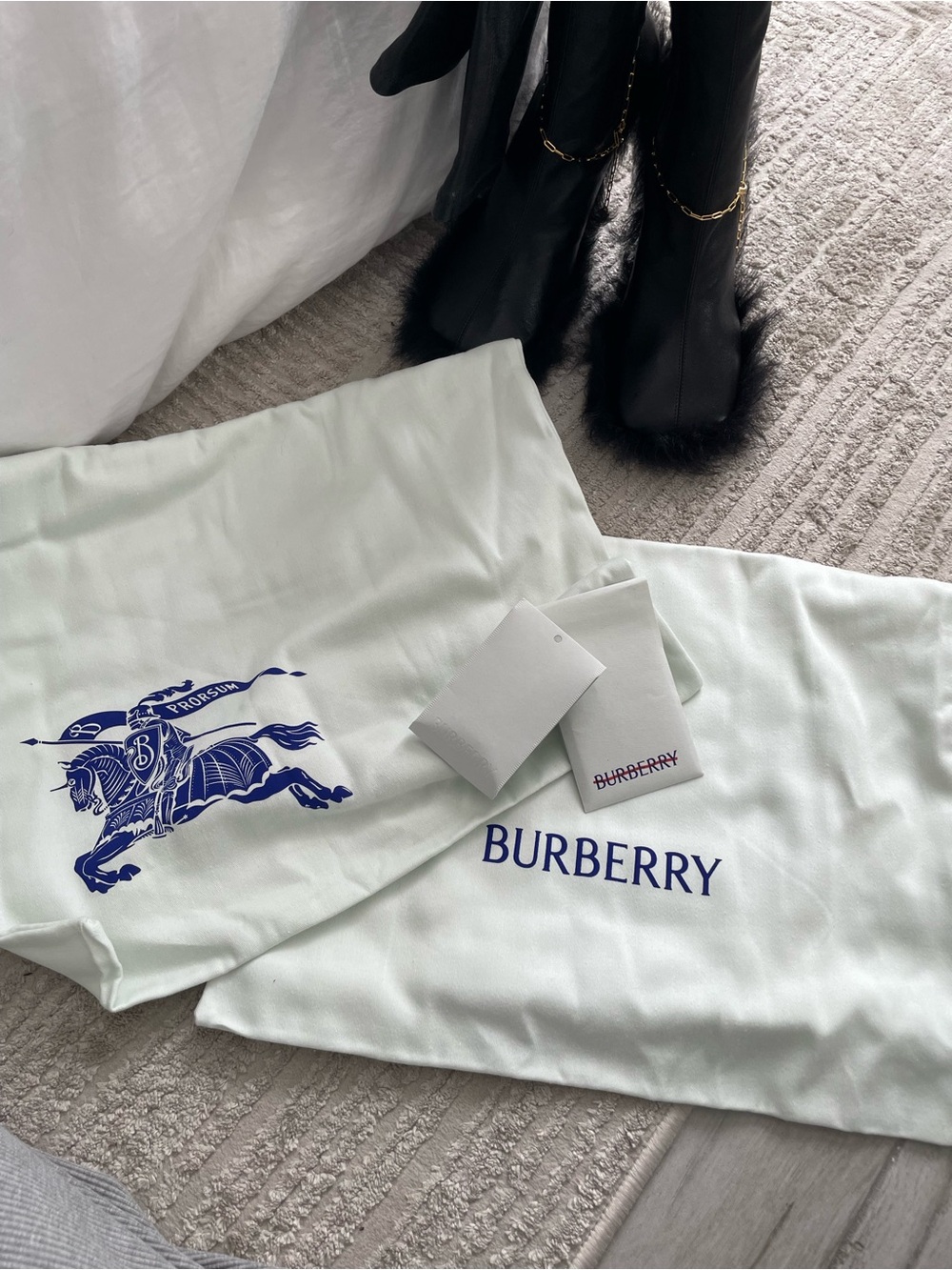 BURBERRY 105mm Slinky Legging Boots - Picture 14 of 16